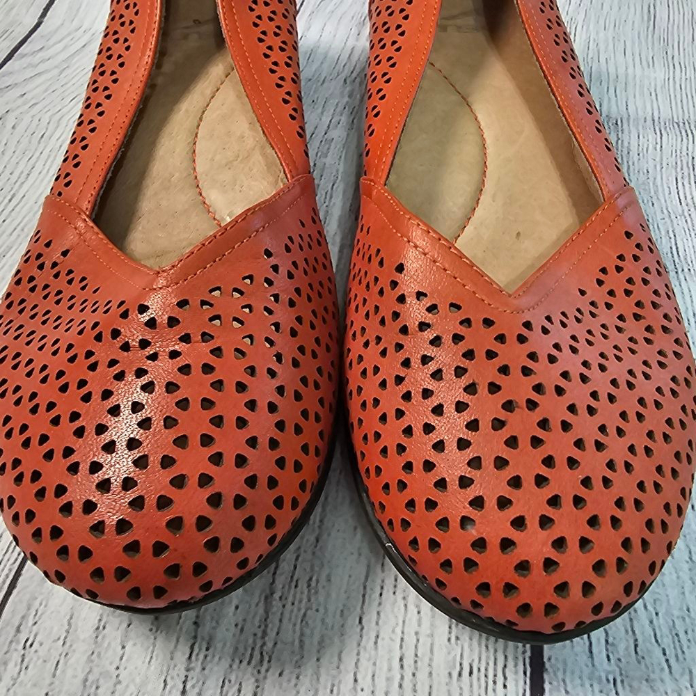 Dansko sz 36 salmon pink slip on flats - Picture 4 of 10